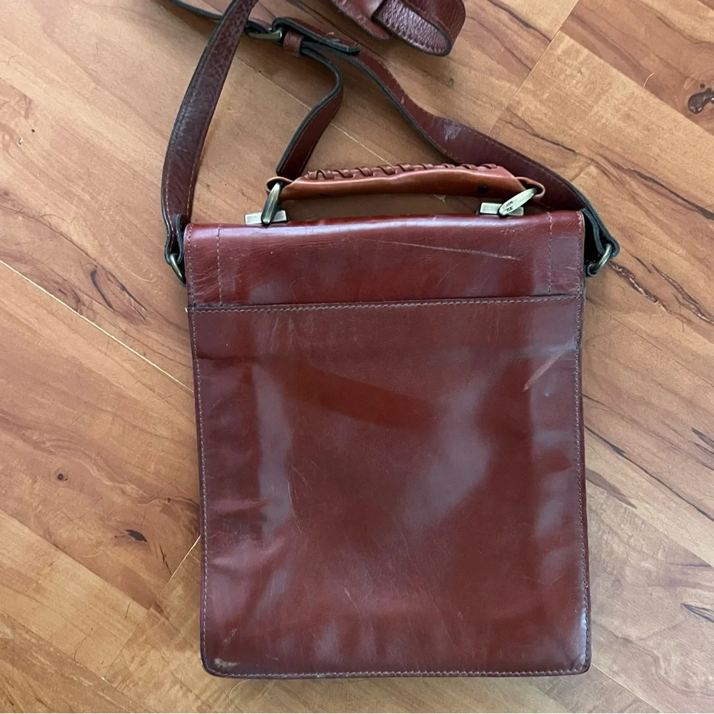 Small Leather Briefcase: Leather Men's Handbag & Brown Shoulder Bag